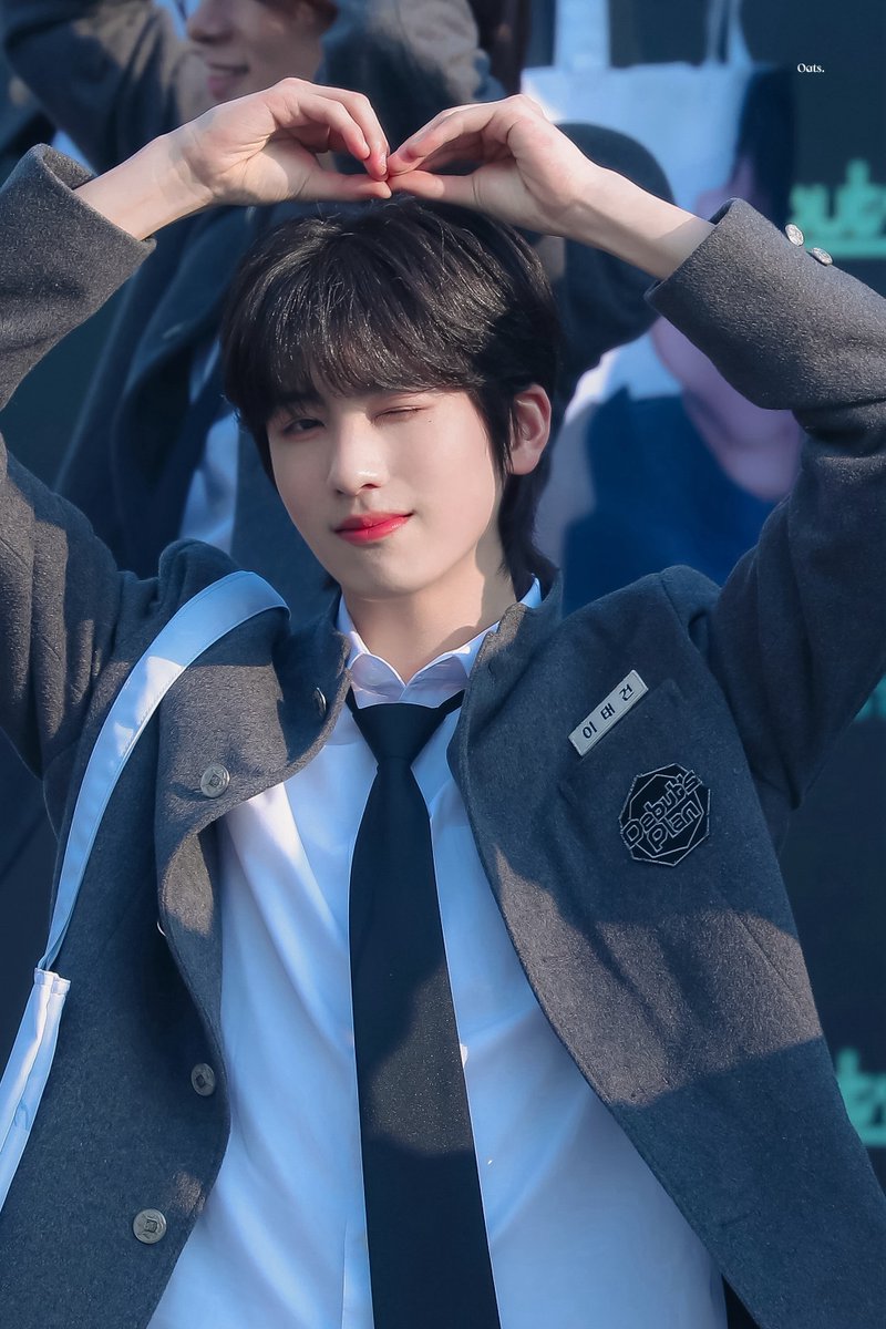 OatS2tg's tweet photo. 😉☺️ https://t.co/8dAVXMxlku