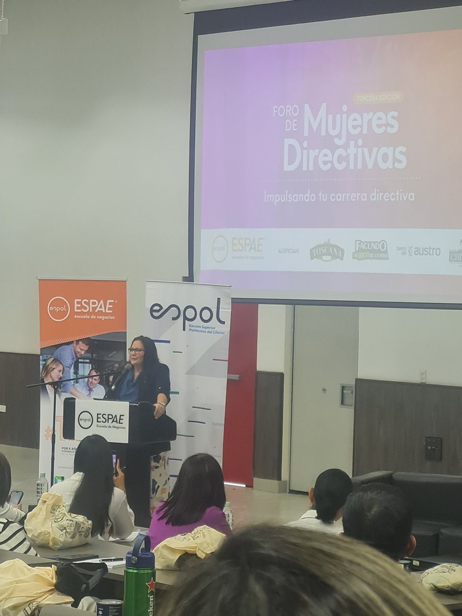jaaviles's tweet photo. Excelente Foro de Mujeres Directivas organizado por @ESPAE_ESPOL! Un espacio fundamental para impulsar el liderazgo femenino y la diversidad en el ámbito ejecutivo públicoy privado. ¡Inspirador y lleno de aprendizaje! #MujeresDirectivas #LiderazgoFemenino #ESPAE @espol https://t.co/LWlQiPnlkK