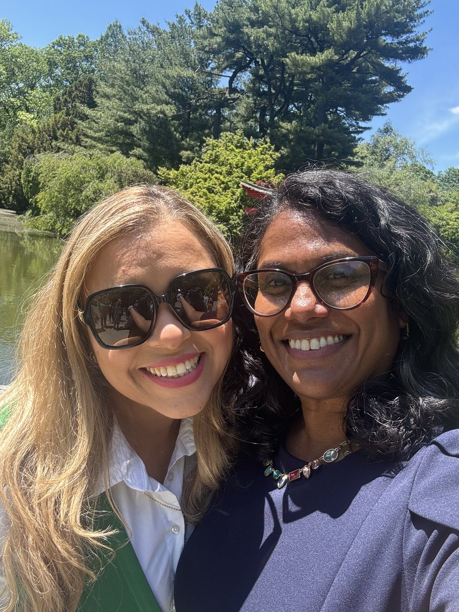 Today’s principals meeting was full of spring joy at the Brooklyn Botanic Garden! 🌸🌼🌺