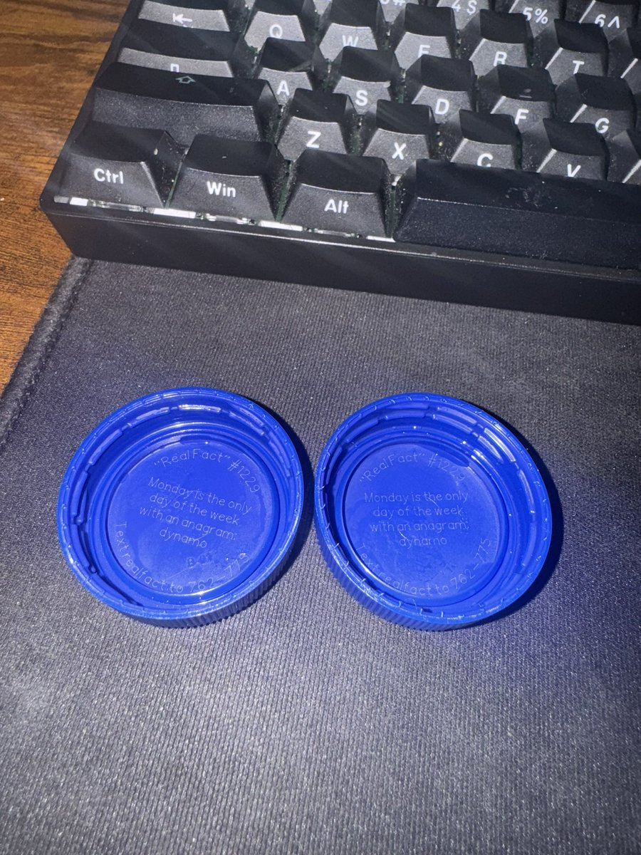 bought 2 snapples today and they both had the same fact on the cap