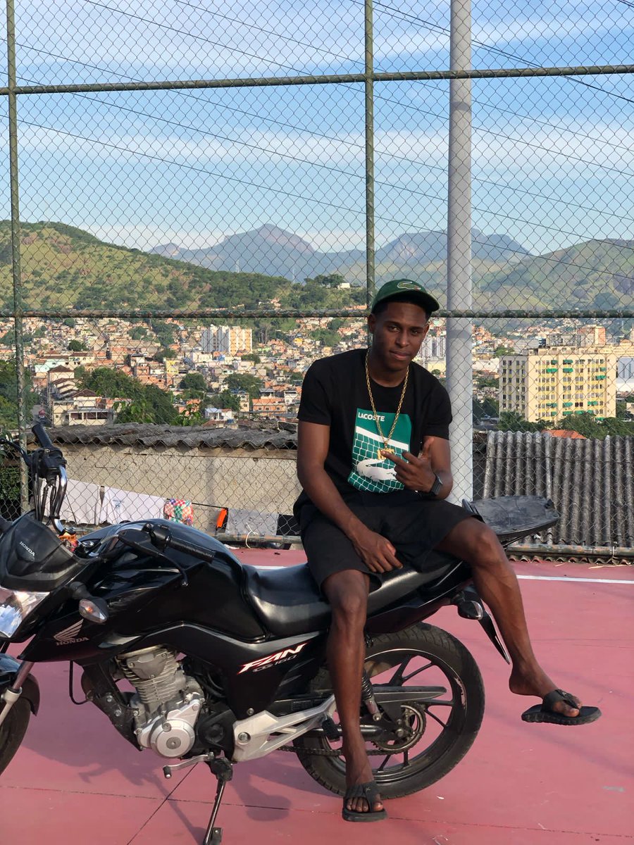 VulgoNetin's tweet image. É os drake do rj 🖤🥷