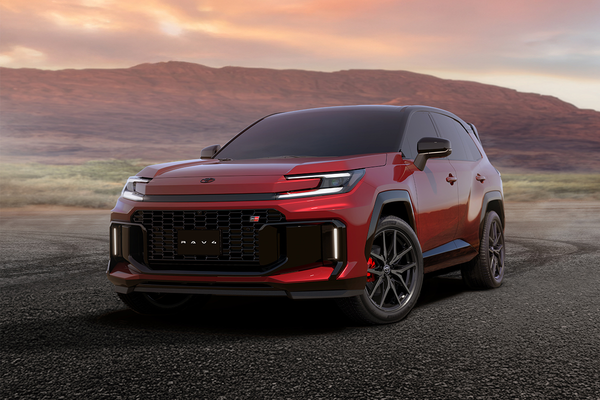 TOYOTA_GR's tweet photo. 新型｢RAV4｣を世界初公開

－ソフトウェアづくりプラットフォーム ｢Arene｣を初採用し、さらなる｢安全・安心｣と｢移動の楽しさ｣を実現－

新型RAV4を5月21日に世界初公開しました。日本での発売は2025年度内を予定しています。

RAV4は、｢SUVはオフロードを走るクルマ｣と位置付けられていた時代の1994年に、｢アウトドアでも街乗りでも楽しい｣クロスオーバーSUVのパイオニアとして誕生しました。以来、5代続く歴史の中で、RAV4は時代に合わせて変わっていく様々なライフスタイルに応えながら、世界中の多くのお客様に愛される存在になっていきました。

5代目となった2019年発売モデルでは、RAV4独自の魅力をさらに高めるべく、｢Robust Accurate Vehicle with 4 Wheel Drive(SUVらしい力強さと、使用性へのきめ細やかな配慮を兼ね備えた4WD)｣というコンセプトのもと、新たなライフスタイルを切り拓くきっかけとなるクルマを目指し開発しました。走行性能においても、トヨタのクルマづくりの構造改革である｢Toyota New Global Architecture(TNGA)｣に基づく新プラットフォームの採用を通じ、どのような路面でも意のままに走行できる操縦性と走行安定性を実現しました。

6代目となる今回のRAV4は、｢Life is an Adventure｣を開発コンセプトに、だれもがこのクルマでそれぞれのアクティブな生活を楽しんでいただけることを目指しています。5代目で刷新した｢RAV4ならではの走り｣をさらに追求し、新開発のハイブリッドシステムにより加速感を高めました。さらに、新時代にふさわしいデザインにより｢どこへでも行けそう｣と思えるクルマに、そして、運転する人の使い勝手を考えた機能性と最新の知能化技術により｢なんでもできそう｣と思えるクルマへと進化しました。知能化を推し進めるキーとなるのは、トヨタ初採用となるソフトウェアづくりプラットフォーム｢Arene｣です。Areneの採用により、さらなる｢安全・安心｣や、｢移動の楽しさ｣を実現することで、新型RAV4は都市部の生活でもアウトドアでも、これまで以上にあらゆるライフスタイルにフィットする相棒のような存在となることを目指しています。
新しくなったRAV4は、今後グローバルに180以上の国・地域の様々なお客様に向け順次お届けしていきます。

=============
▽走りの楽しさを機能とともに表現した｢GR SPORT｣

モータースポーツの知見を活かし、機能美を追求したデザインや足回りのチューニング、
ボディの剛性を強化しました。市街地やハイウェイ、ワインディングなど様々な道で安心して
操れ、走る楽しさを味わえるスポーティなモデルに仕上げています。

・フロントデザインは、進化したFunctional MATRIXグリル*1を採用

・空力性能を高める前後スポイラー、ホイールデザインを採用し、操縦安定性を向上

・ワイドトレッド化(+20㎜)やサスペンション・EPSの専用チューニング、専用軽量アルミホイールの採用などにより、高い操縦安定性を実現

*1 GR共通のグリルデザインで、“G”をモチーフに六角形のメッシュ形状を採用
=============

新型RAV4の詳細についてはこちら
➡️ https://t.co/5IorCFFA1R

#トヨタ #RAV4
#RAV4GRSPORTS