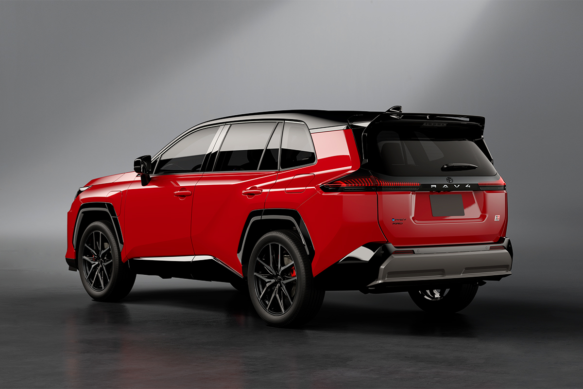 TOYOTA_GR's tweet photo. 新型｢RAV4｣を世界初公開

－ソフトウェアづくりプラットフォーム ｢Arene｣を初採用し、さらなる｢安全・安心｣と｢移動の楽しさ｣を実現－

新型RAV4を5月21日に世界初公開しました。日本での発売は2025年度内を予定しています。

RAV4は、｢SUVはオフロードを走るクルマ｣と位置付けられていた時代の1994年に、｢アウトドアでも街乗りでも楽しい｣クロスオーバーSUVのパイオニアとして誕生しました。以来、5代続く歴史の中で、RAV4は時代に合わせて変わっていく様々なライフスタイルに応えながら、世界中の多くのお客様に愛される存在になっていきました。

5代目となった2019年発売モデルでは、RAV4独自の魅力をさらに高めるべく、｢Robust Accurate Vehicle with 4 Wheel Drive(SUVらしい力強さと、使用性へのきめ細やかな配慮を兼ね備えた4WD)｣というコンセプトのもと、新たなライフスタイルを切り拓くきっかけとなるクルマを目指し開発しました。走行性能においても、トヨタのクルマづくりの構造改革である｢Toyota New Global Architecture(TNGA)｣に基づく新プラットフォームの採用を通じ、どのような路面でも意のままに走行できる操縦性と走行安定性を実現しました。

6代目となる今回のRAV4は、｢Life is an Adventure｣を開発コンセプトに、だれもがこのクルマでそれぞれのアクティブな生活を楽しんでいただけることを目指しています。5代目で刷新した｢RAV4ならではの走り｣をさらに追求し、新開発のハイブリッドシステムにより加速感を高めました。さらに、新時代にふさわしいデザインにより｢どこへでも行けそう｣と思えるクルマに、そして、運転する人の使い勝手を考えた機能性と最新の知能化技術により｢なんでもできそう｣と思えるクルマへと進化しました。知能化を推し進めるキーとなるのは、トヨタ初採用となるソフトウェアづくりプラットフォーム｢Arene｣です。Areneの採用により、さらなる｢安全・安心｣や、｢移動の楽しさ｣を実現することで、新型RAV4は都市部の生活でもアウトドアでも、これまで以上にあらゆるライフスタイルにフィットする相棒のような存在となることを目指しています。
新しくなったRAV4は、今後グローバルに180以上の国・地域の様々なお客様に向け順次お届けしていきます。

=============
▽走りの楽しさを機能とともに表現した｢GR SPORT｣

モータースポーツの知見を活かし、機能美を追求したデザインや足回りのチューニング、
ボディの剛性を強化しました。市街地やハイウェイ、ワインディングなど様々な道で安心して
操れ、走る楽しさを味わえるスポーティなモデルに仕上げています。

・フロントデザインは、進化したFunctional MATRIXグリル*1を採用

・空力性能を高める前後スポイラー、ホイールデザインを採用し、操縦安定性を向上

・ワイドトレッド化(+20㎜)やサスペンション・EPSの専用チューニング、専用軽量アルミホイールの採用などにより、高い操縦安定性を実現

*1 GR共通のグリルデザインで、“G”をモチーフに六角形のメッシュ形状を採用
=============

新型RAV4の詳細についてはこちら
➡️ https://t.co/5IorCFFA1R

#トヨタ #RAV4
#RAV4GRSPORTS