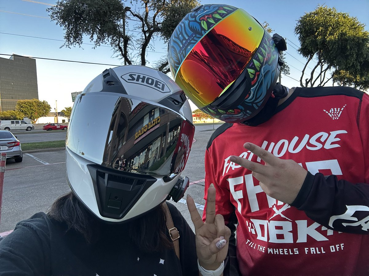 xoHeyItsJess's tweet photo. 🏍️💨 https://t.co/HfstCBqToE