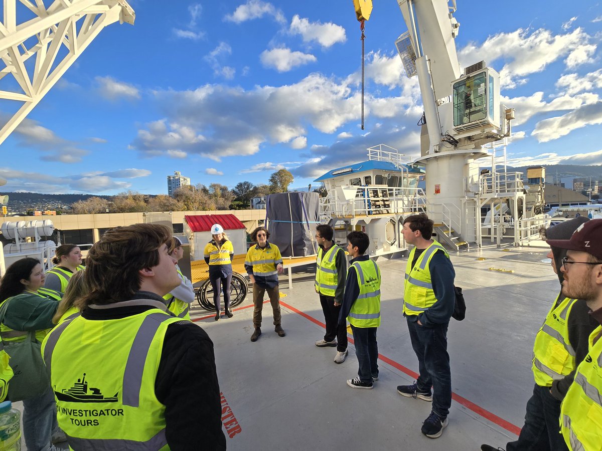 eniels13's tweet image. Special Aggie thank you to Paul from @BOM_Tas for being such an instrumental part to @tamu_atmo SEA-Met's visit to Hobart! Chatting with IMAS, touring the ice core lab, a special tour of the RV Investigator, and a wonderful visit to the BoM office!