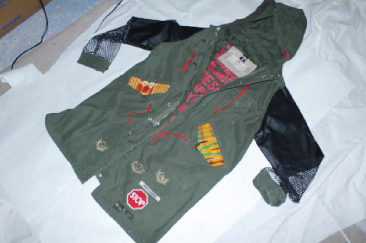 keniyaxlabel's tweet photo. archive Upcycle Gap Parka Jacket one of none. https://t.co/O7vTr0F9Ci