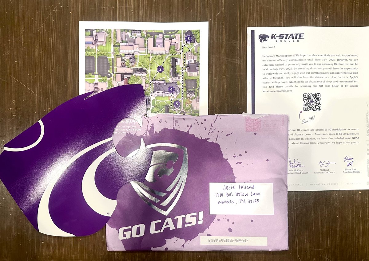 Thank you <a href="/KStateSOC/">K-State Soccer</a> for the mail! Go Cats💜