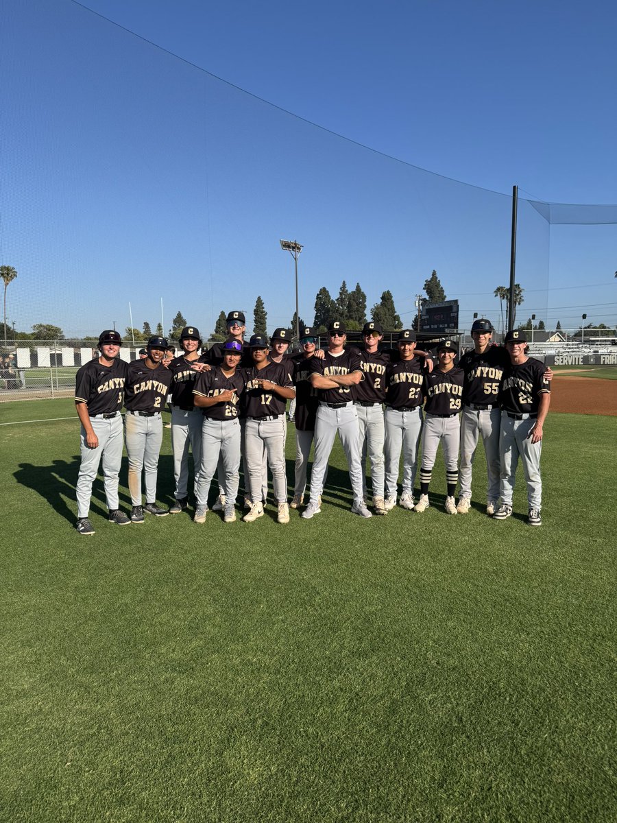 DGH_52_'s tweet photo. How we doin’? 
Wasn’t the ending we wanted but proud of my guys and all they fought for and through this season. It’s just the beginning for all of you.. keep on keeping on fellas! 🫡💯 #Comanches #MyPos https://t.co/2M9MYV4uGW