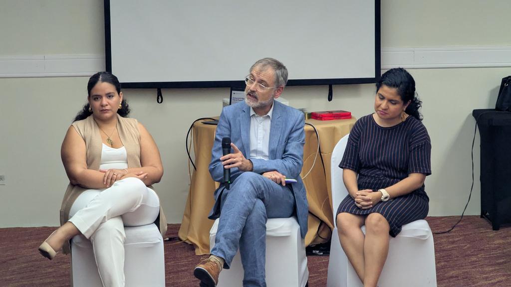 COREDAM_CA's tweet photo. Iniciamos sesión sobre Hoja de Ruta sobre el Acuerdo de Escazú en el 3° Diálogo Regional que se realiza en el marco de la Semana del Clima LAC 2025 en Panamá. Conversamos con @cepal_onu @MiAmbientePma y Joana Abrego consultora para el diseño de Ruta de Panamá @OACNUDH @ONU_es https://t.co/CO5aMRCii2