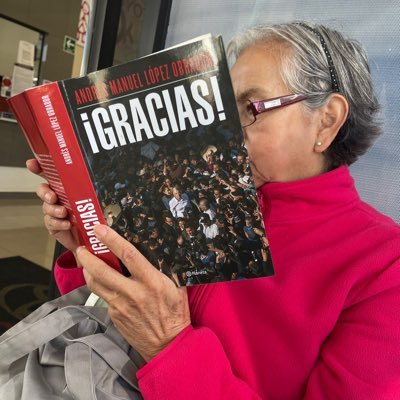 Burunchango's tweet photo. @DieReak3030 @ricki_lpz @aguedahdez @IntiMunoz Pensaron en algo que fuera con la cara, jajajajaja https://t.co/fXkeZfWdHi