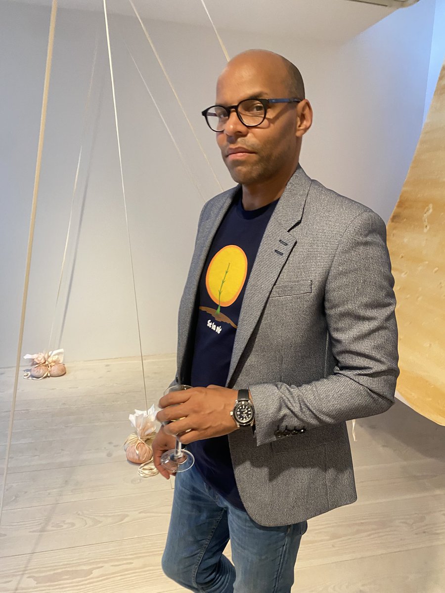 GregMcX1's tweet photo. An inspiring night of art, conversation, and connection at the Delfina Foundation dinner. Grateful for the creative energy!
#DelfinaFoundation #ArtNetworking #InsideOutProject @InsideOutPJT @delfinafdn https://t.co/5xJTSI4dht