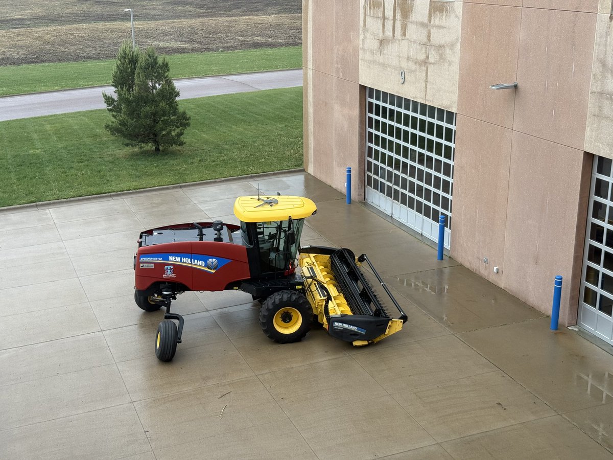 Kara Monroe, President of Monarch Strategies tweet media