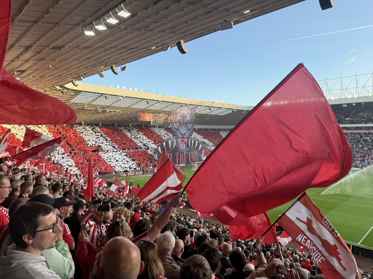 pinehurst5's tweet image. What a difference a week makes. @SunderlandAFC  and @YorkCityFC I was lucky enough to be at both but today not the result we had hoped for. #Tilltheend 🔴⚪️🔴⚪️