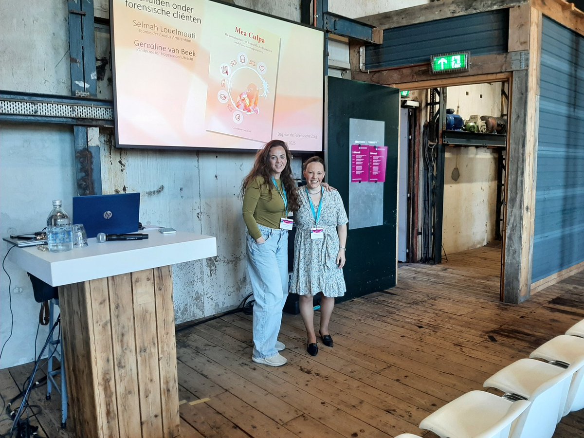 Enorm genoten van het feest van ontmoeting en 'vakgenootschap' op de Dag van de Forensische Zorg! #dfz #dfz2025 Veel mooie gesprekken, veel interesse in onze master Forensisch Sociale Professional en een enorm fijne talk over schuldenproblematiek. Op naar volgend jaar!