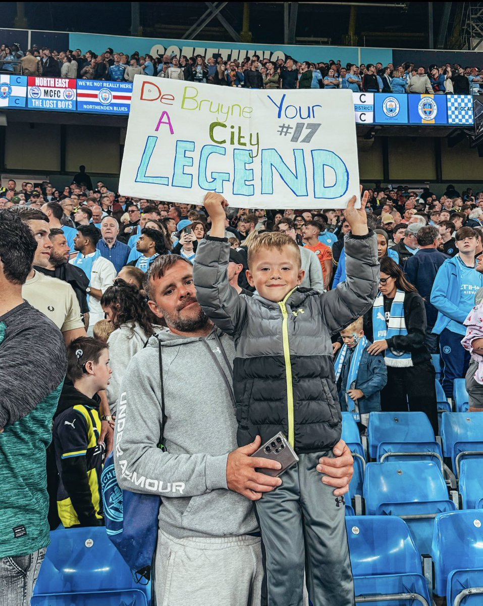ManCityUS's tweet photo. Young fans. Big legacy 🩵

Thank you, @KevinDeBruyne 👑 https://t.co/1EfoHddVKI