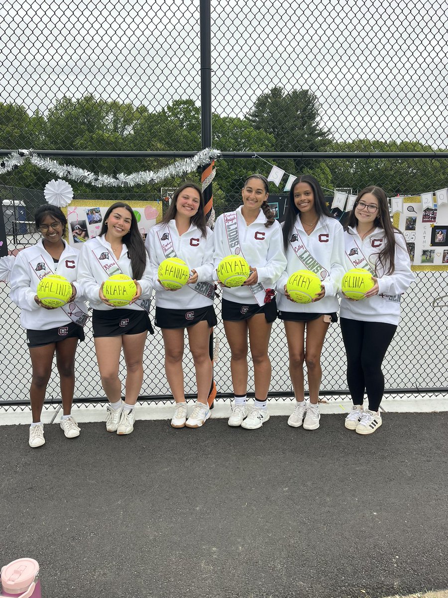CHS Tennis (@chs_lionstennis) on Twitter photo Happy senior night to our favorite amazing wonderful seniors!!!!!💛
<a href="/_LionsAthletics/">Chelmsford HS Athletics</a> Happy senior night to our favorite amazing wonderful seniors!!!!!💛
<a href="/_LionsAthletics/">Chelmsford HS Athletics</a>