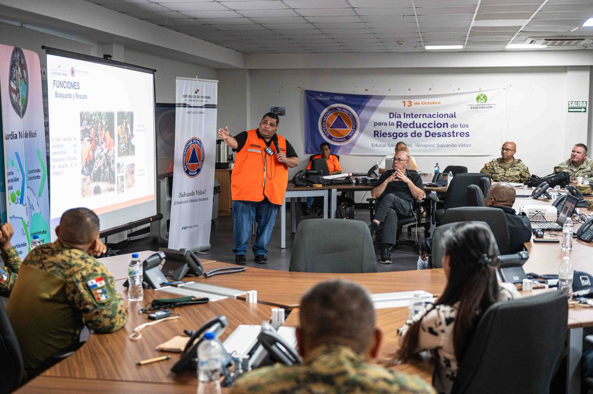 USNationalGuard's tweet image. .@Missouri_NG members exchanged disaster response best practices with their Panamanian partners during a three-day expert exchange through the State Partnership Program. 🔗nationalguard.mil/News/State-Par… #SPP