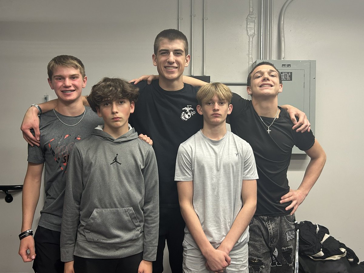 bvhsfootball's tweet photo. Welcome 2025 freshmen football players! We are thrilled to have you in the brotherhood! #onefamily #lynxway #bvbeasts #bvpipeline #bvballhawks https://t.co/w9qXSypugh