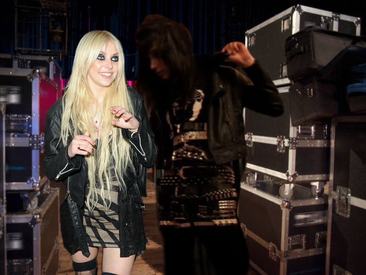 GhostofOhio's tweet image. The heavens are sparkling with starlight tonight
That's what I see through your eyes
I see the heavens each time that you smile
I hear your heartbeat just go on for miles
And suddenly I know why life is worthwhile
That's what I see through your eyes @MayhamSerpent 🖤