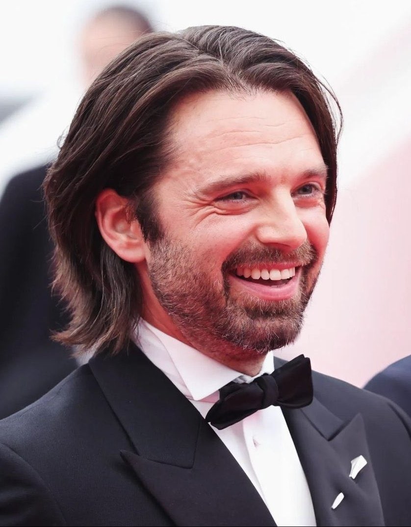 vbarn3s's tweet photo. i have so many photos of sebastian from cannes saved on my phone, i'll make a thread - ENJOY https://t.co/meJqZWNYpo