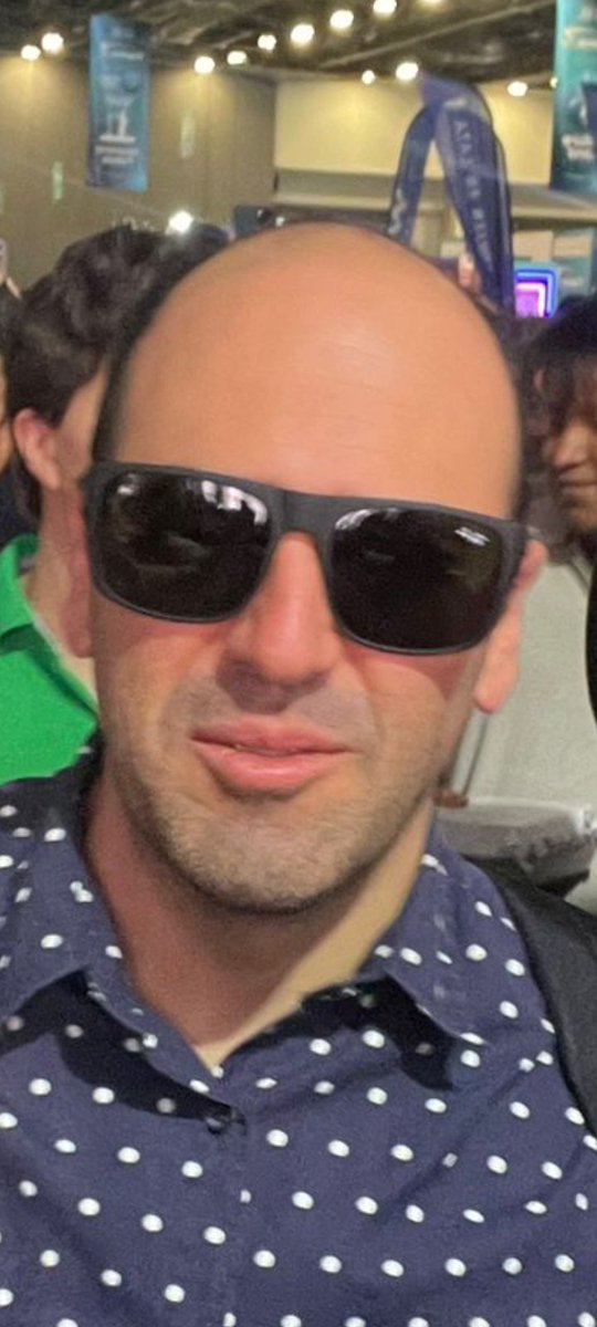 GerardoVC's tweet photo. @JasonStathamXP Is that you or it's me,  haha @JasonStath5261  @jasonstatham https://t.co/SBnVKBCoQA