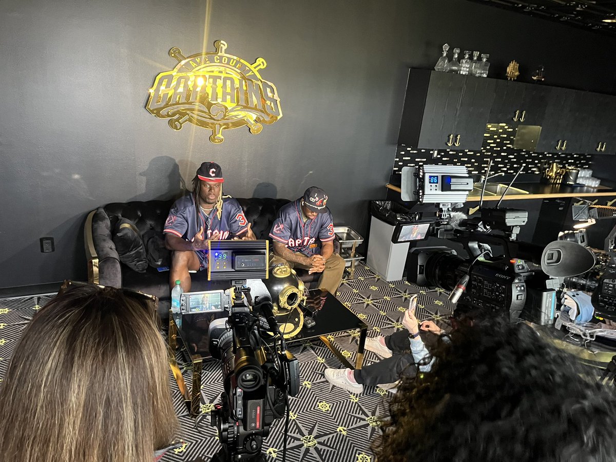 Thank you to everyone who showed up for tonight’s 2025 David Njoku Celebrity Softball Game press conference at Classic Auto Group Park!

Read below about the star-studded roster set to take the field in Eastlake on Thursday, June 19! ⬇️

📰: milb.com/lake-county/ne…
