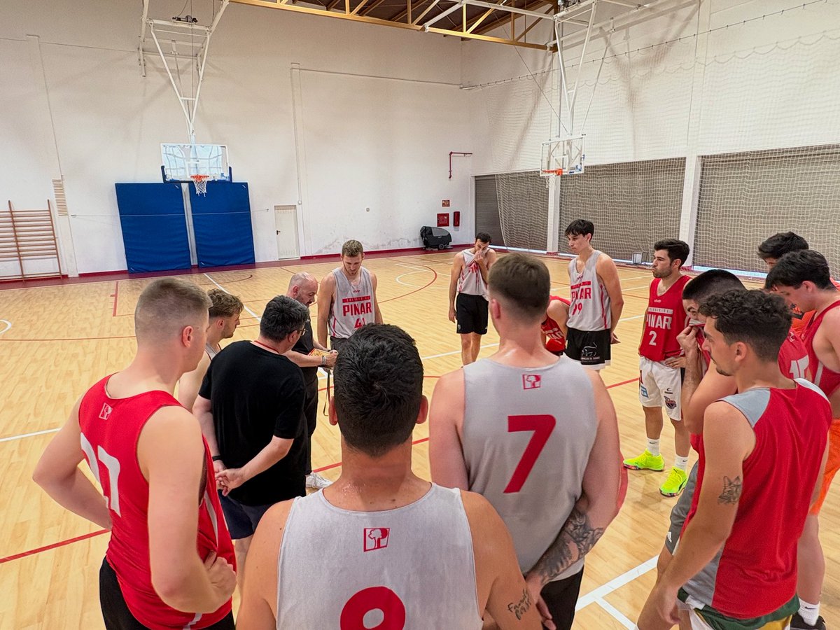 CD Colegio El Pinar tweet media