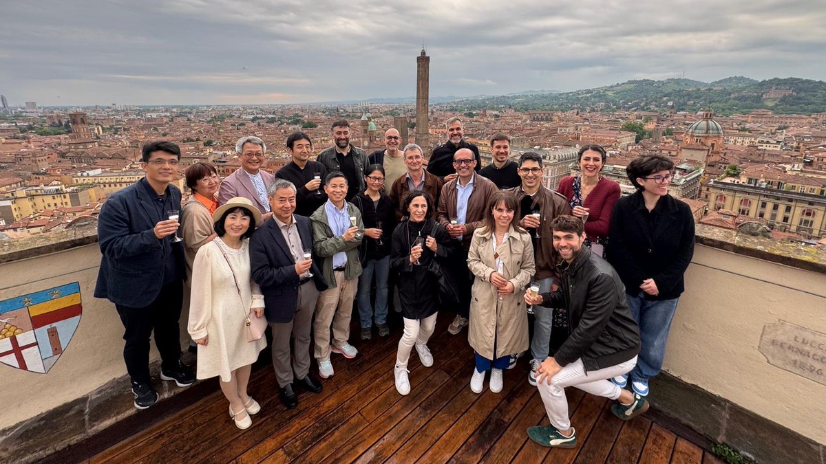 A wonderful evening spent with colleagues and friends on the Torre Prendiparte, waiting the kickoff of SMOS-12!