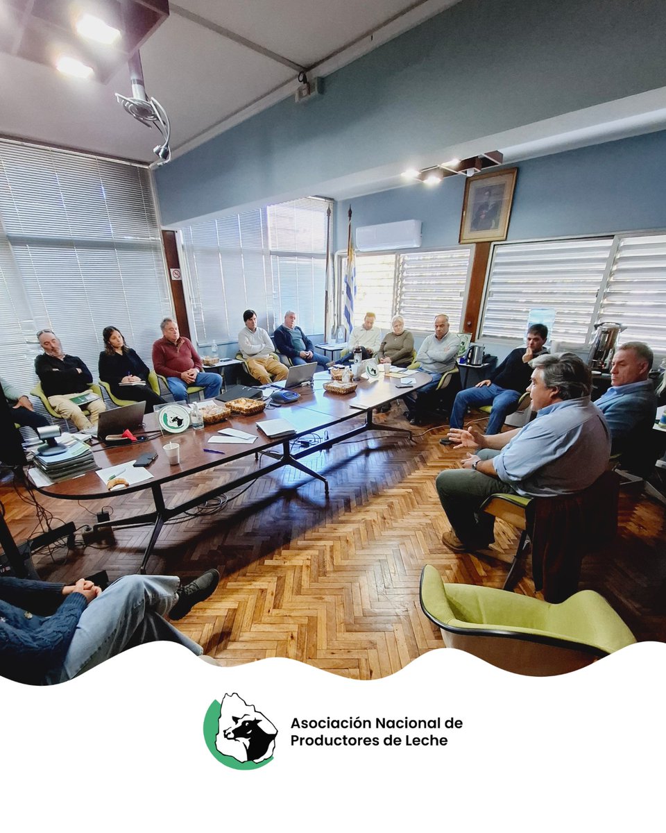 ANPL (@anpl_uy) on Twitter photo Hoy recibimos al Senador <a href="/cdcamy/">Carlos Daniel Camy</a> para intercambiar sobre temas relacionados a la Lechería y la agenda del sector.
💬 Por otra parte se analizó la compra de hectáreas destinadas al tambo por parte del INC, y se evaluó la presencia de la Asociación en la última Mercoláctea. Hoy recibimos al Senador <a href="/cdcamy/">Carlos Daniel Camy</a> para intercambiar sobre temas relacionados a la Lechería y la agenda del sector.
💬 Por otra parte se analizó la compra de hectáreas destinadas al tambo por parte del INC, y se evaluó la presencia de la Asociación en la última Mercoláctea.