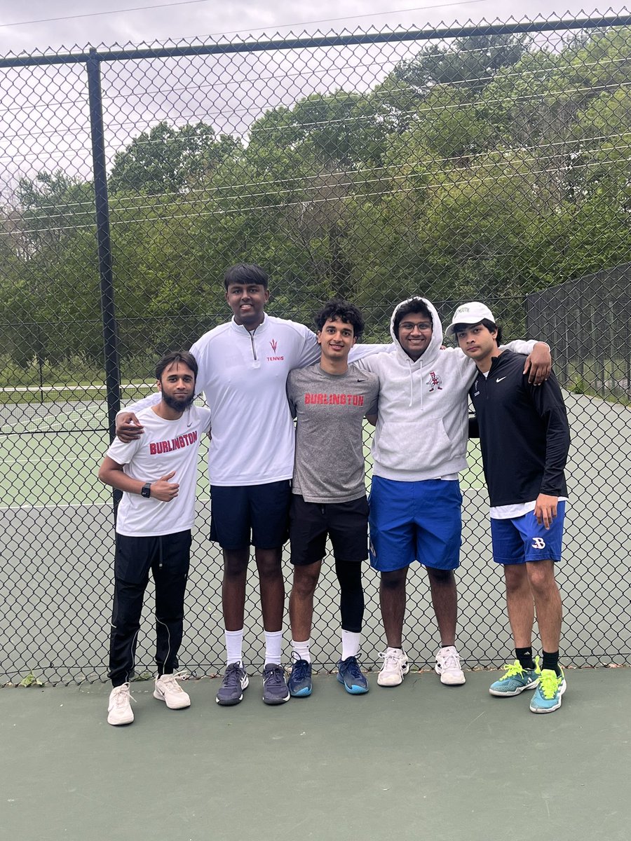 Burlington Boys Tennis tweet media