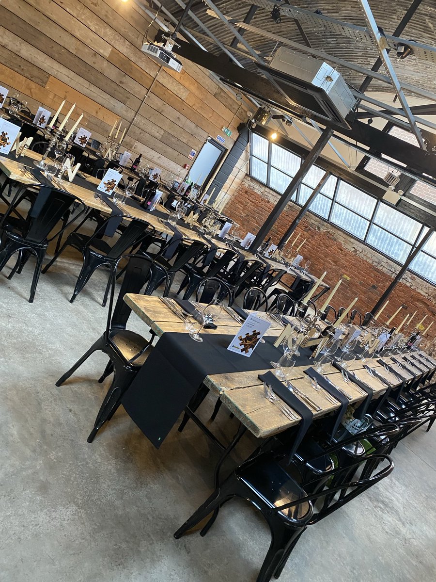 DebbieHolley1's tweet image. ⁦@NTF_Tweet many thanks to ⁩ ⁦@nmite_ac⁩ colleagues for arranging this amazing conference dinner in ‘The Shack’ pictured with our ⁦@AdvanceHE⁩ team!