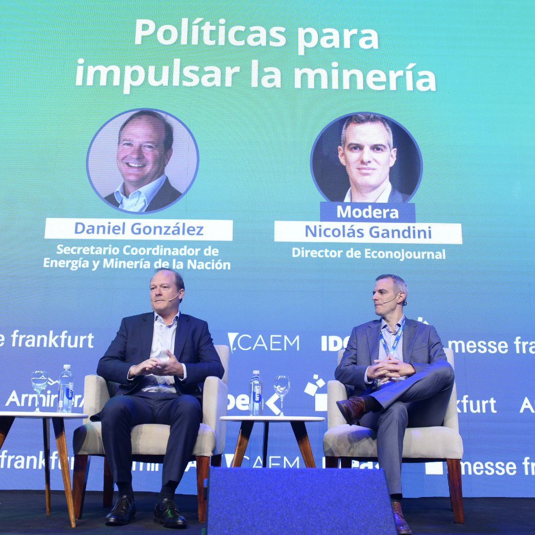 IDEA (@idea_arg) on Twitter photo Es el momento del panel “PolĂticas para impulsar la minerĂa” junto a Daniel González y <a href="/Nicolas_Gandini/">Nicolás Gandini</a>.
#Arminera2025 #idea #ideaarg Es el momento del panel “PolĂticas para impulsar la minerĂa” junto a Daniel González y <a href="/Nicolas_Gandini/">Nicolás Gandini</a>.
#Arminera2025 #idea #ideaarg