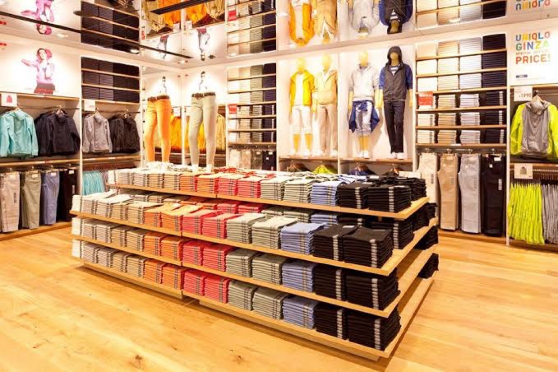 断言しますが、『ズボンは試着しないと自分のサイズがわからない 』と思っている人が多すぎます。ぼくも3年前にユニクロで働いている友人に聞いて知ったのですが、今までは買う前に必ず試着していました。「普通そうでしょ？ 」と思った人に知って欲しい、実はカンタンにサイズがわかる方法とは…↓