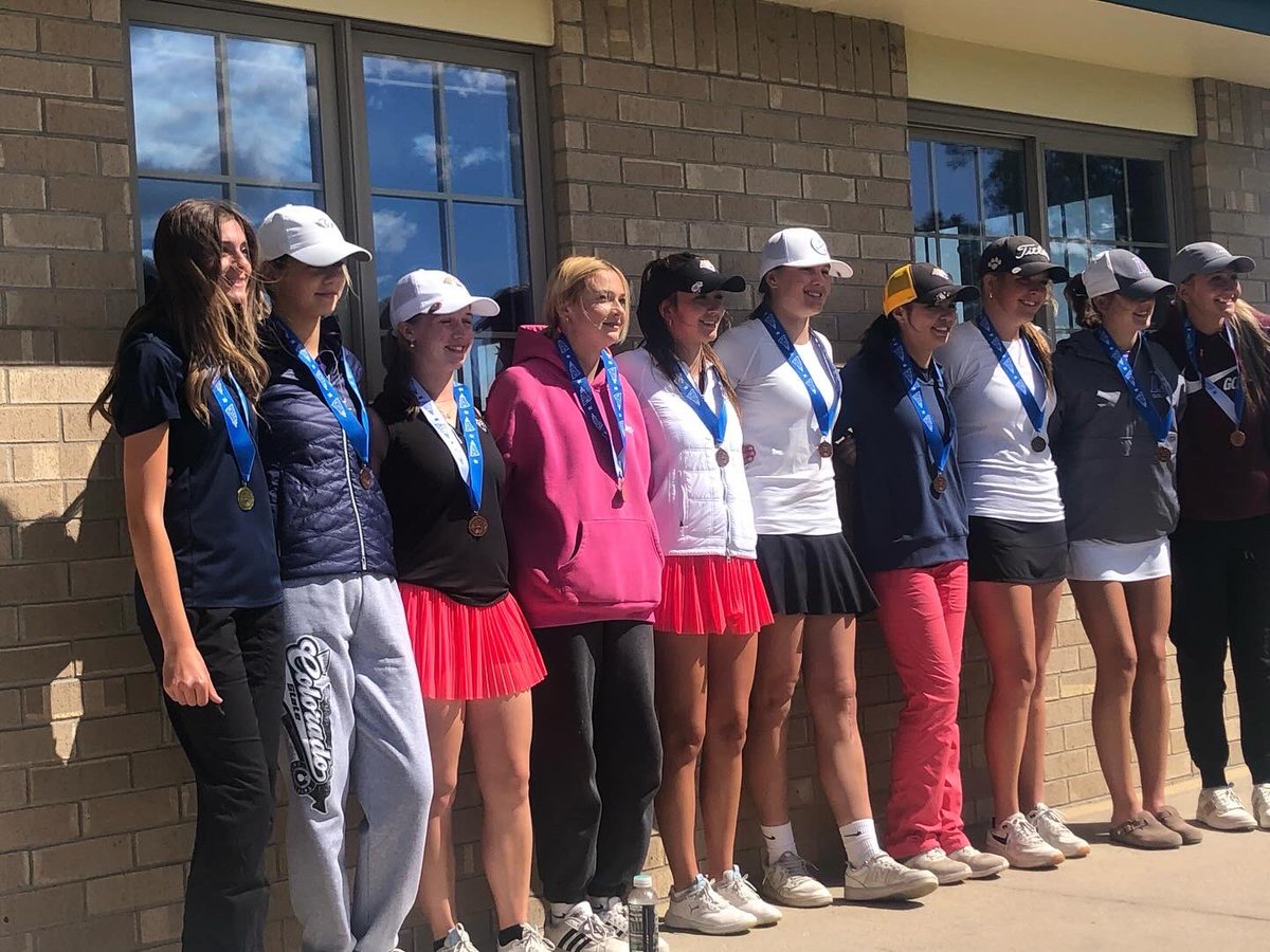 Congratulations to Holy Family for winning the 3A Girls Golf State Championship, to Mullen for finishing second and to the top-10 individual finishers! 

📸: Brock Laue