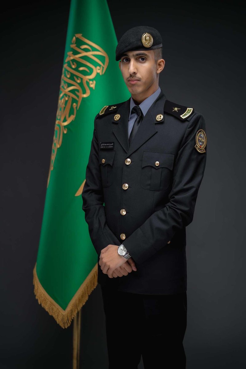 ولله الحمد تخرج الملازم فارس بن محمد  بن سعود بن عيد  #البشري_المزيني من كلية الملك خالد العسكرية برتبة ملازم، سائلين الله له التوفيق والسداد في خدمة دينه ووطنه ومليكه .