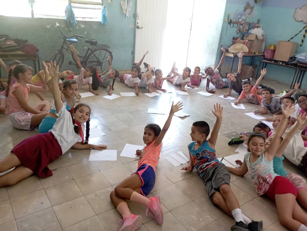 YMarquezSanchez's tweet photo. Actividades desarrolladas por nuestros Instructores de arte y sus unidades artísticas en las instituciones educativas para hacerle frente al consumo de drogas.
#MiBrigadaSigueAquí
#NoALasDrogas
 #EducaciónFreyre
@DPEHolguin
@CubaMined 
 
@CubaMined https://t.co/3sk7PB5Zi3