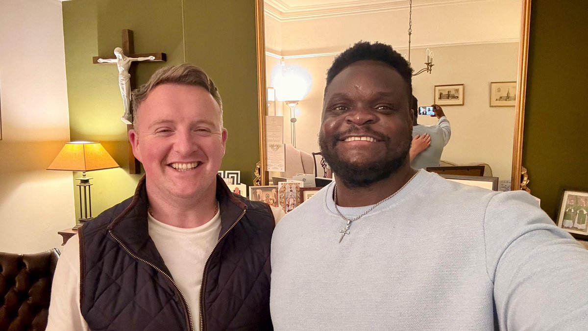 Father Grant Naylor (@fathernaylor) on Twitter photo Good to have dinner with Dumisani Nguni tonight and to talk all things Zimbabwe 🇿🇼 <a href="/CR_Mirfield/">CR Mirfield</a> Good to have dinner with Dumisani Nguni tonight and to talk all things Zimbabwe 🇿🇼 <a href="/CR_Mirfield/">CR Mirfield</a>