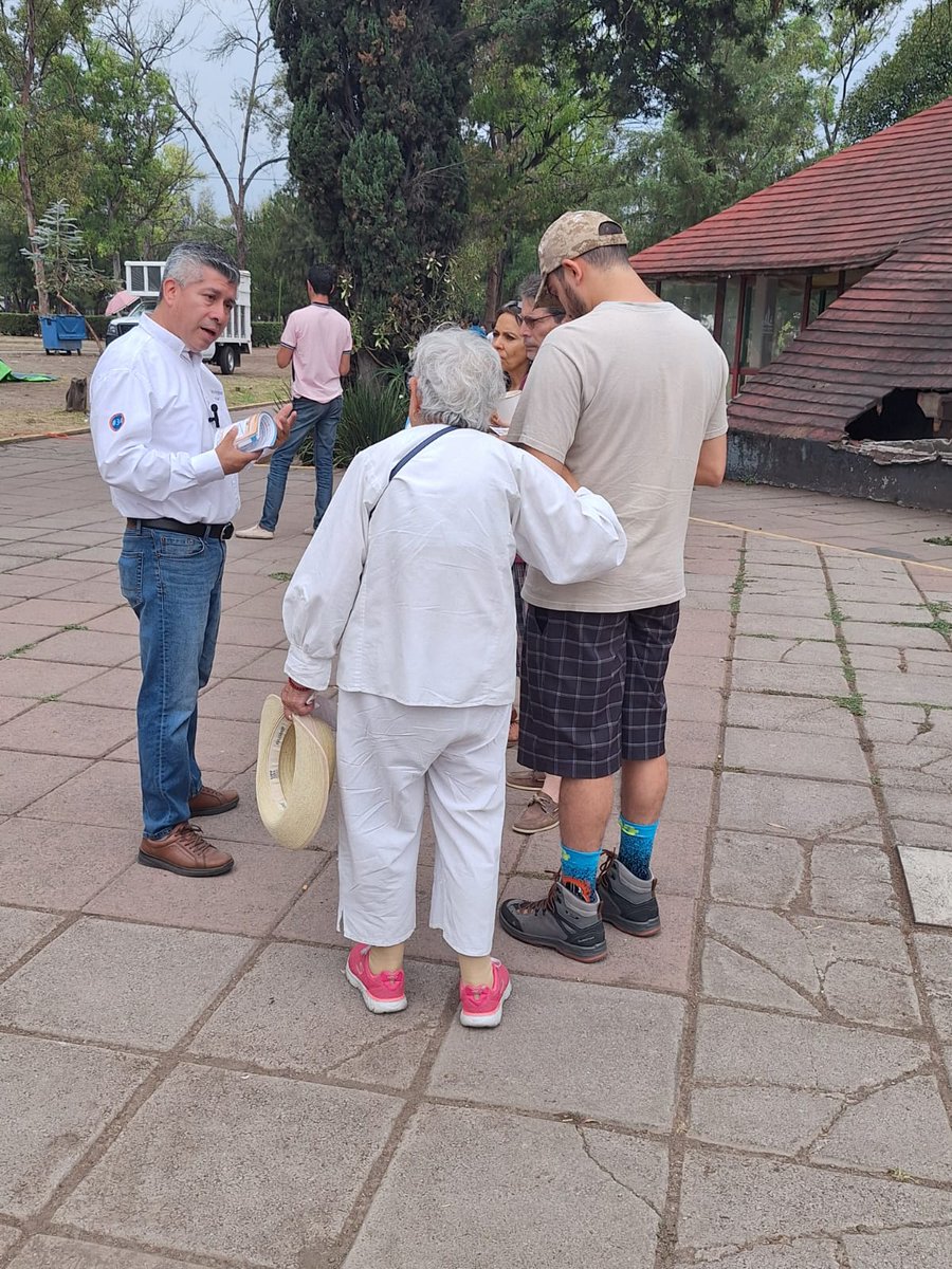 etacderecho's tweet photo. Seguimos caminando, escuchando a la sociedad, buscando su respaldo para lograr ser Juez Laboral. 
Boleta naranja #34 https://t.co/EYJ4xZlEgl