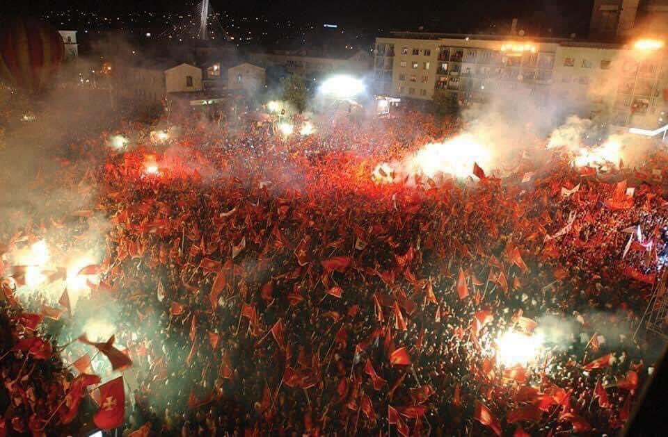 didileja's tweet photo. "Kome nije domovina majka, tu covjeka nema ni junaka! Ko se stidi majcinog mlijeka,  taj ce rdja biti dovijeka"!!!  

Vječna da si majko CRNA GORO 🇲🇪 https://t.co/HM5FT9FiV7