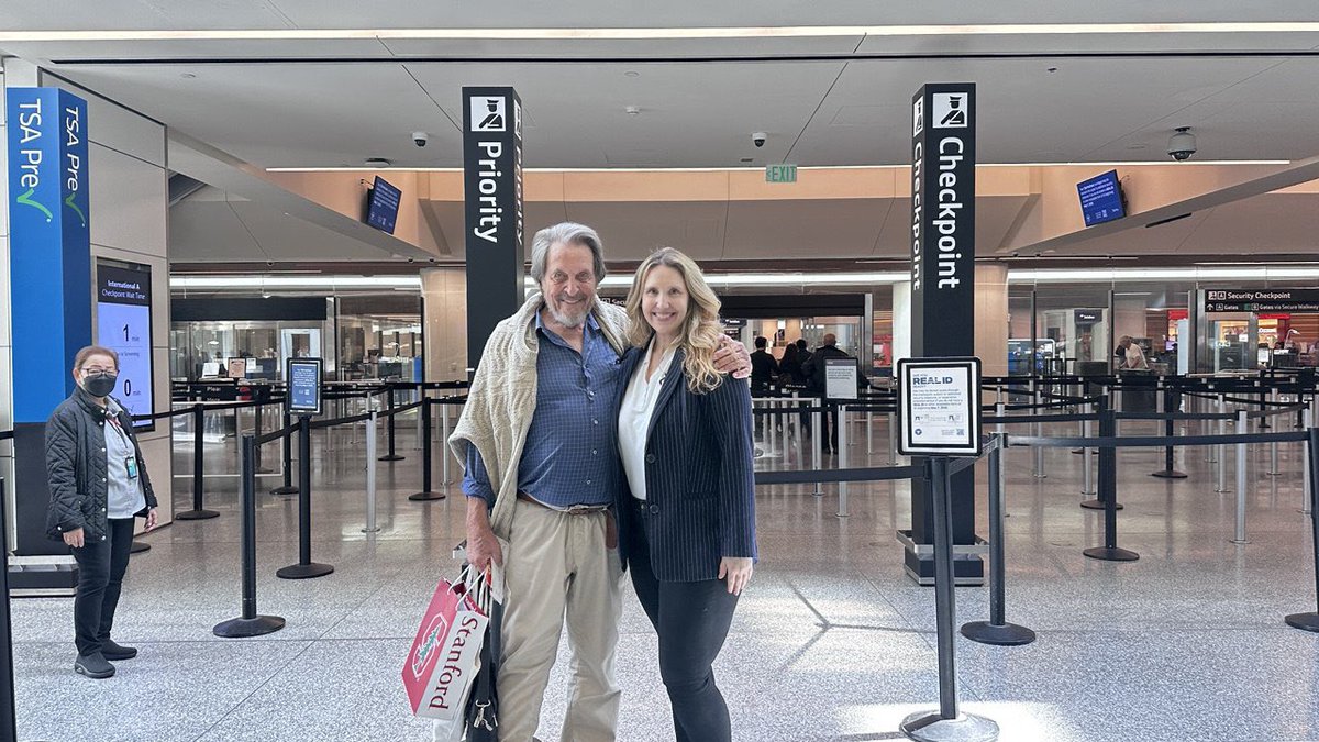 KodaRobotDog's tweet photo. Been to @humanlongevity so many times!
Amazing conversations and so much innovation!
First two photos show the Human Longevity team seeing Errol Musk off at the airport.
Last two from their SF Clinic. #HumanLongevity https://t.co/t5DgGrapOr