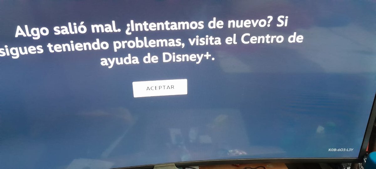 crisarzaoficial's tweet photo. @disneyplusla llevo días intentando reproducir películas y constantemente me sale este mensaje y no se a quien más recurrir pues su sistema de atención al cliente es pésimo. Necesito una solución por el servicio que estoy pagando. Gracias https://t.co/VfPVi1VNrS