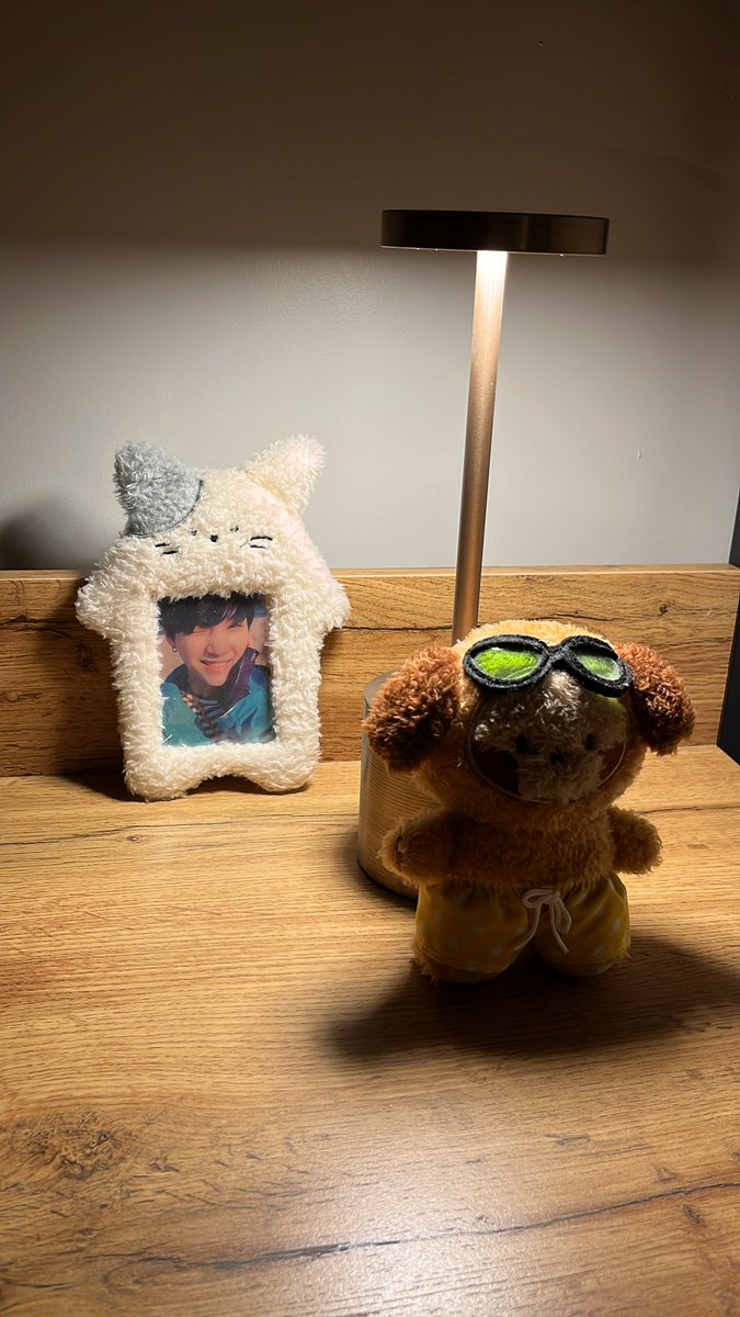 uarmysunoo's tweet photo. a little bit of home renovation in the airbnb https://t.co/Srdqf2S59M