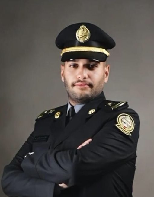 أبارك للبناخي الغالي العميد فيحان بن علوش بن تركي بن حميد تخرج ابنه  الملازم  علوش 
من كلية الملك خالد العسكرية 
متمنين له التوفيق والسداد في خدمة 
دينه ومليكه ووطنه ،ومزيد من الرتب والتميز