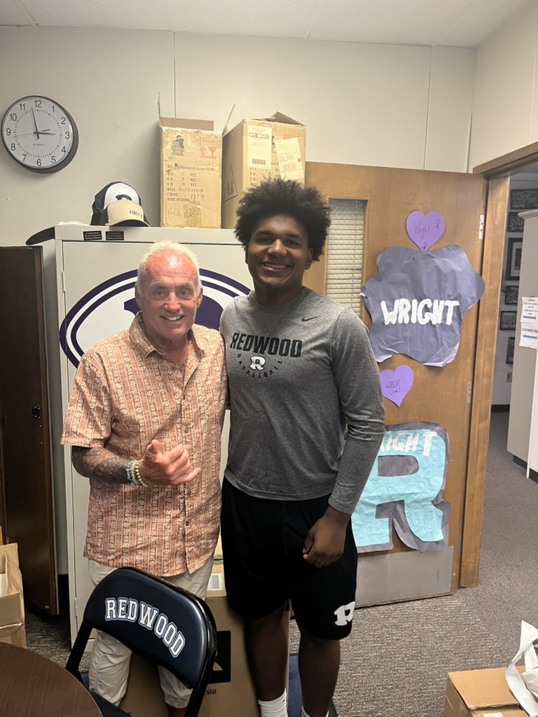 Zephaniah sesay (@zephaniah_sesay) on Twitter photo Thank you <a href="/Jeff_Reinebold/">Jeff Reinebold</a> for stopping by and talking to me had a great time talking to you 🤙🏽 #rainbowarriors <a href="/UH_FBRecruits/">Hawaii Football Recruiting</a> Thank you <a href="/Jeff_Reinebold/">Jeff Reinebold</a> for stopping by and talking to me had a great time talking to you 🤙🏽 #rainbowarriors <a href="/UH_FBRecruits/">Hawaii Football Recruiting</a>