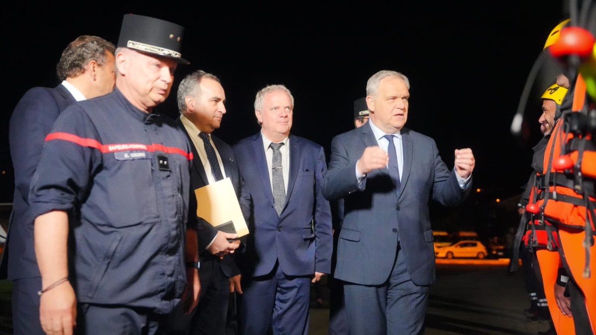 Sapeurs-Pompiers VAR tweet media