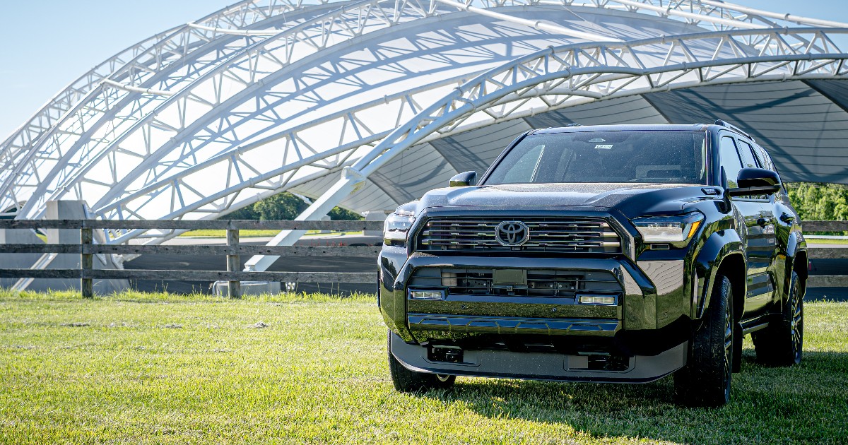 IIHS (@iihs_autosafety) on Twitter photo 📸 The 2025 Toyota 4Runner has arrived for testing. 📸 The 2025 Toyota 4Runner has arrived for testing.