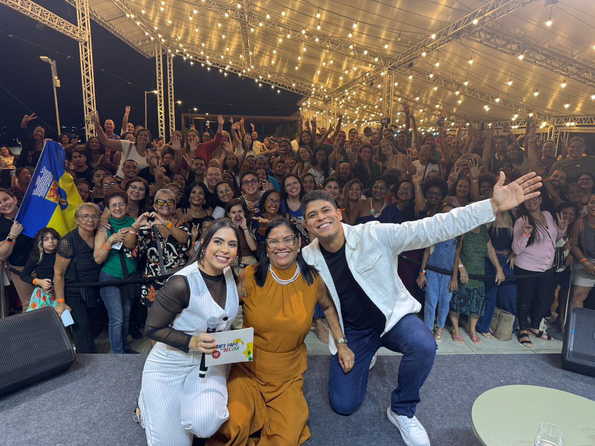 Guigavilarrr's tweet photo. Foi lindo esse encontro com vocês! Qual a próxima cidade vocês querem que isso aconteça? ❤️🦀 https://t.co/2ss2KybIBl