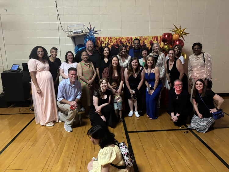 CHPCRUSADERS's tweet image. Fire and Ice Prom 2025 was a night of pure happiness at Churchill Park!

🔥Our students lit up the room with joy, from the dance moves to every smile, it gave us chills of excitement.❄️

Tomorrow, we honor our amazing graduates. 🎓 Graduation 2025, here we come!