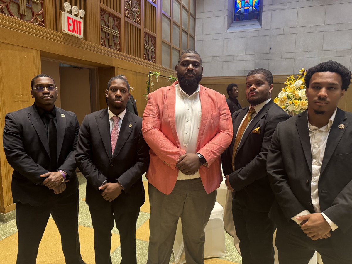 EpsilonQues's tweet image. The Brothers of Epsilon were proud to support Spring Bloom: The NMAC Brunch Experience hosted by #NMACDST!

From powerful honors to a joyful social, the day was filled with fellowship, celebration, and community uplift!

#EpsilonChapter #OmegaPsiPhi #QueYorkCity #D9Unity #NMACDST