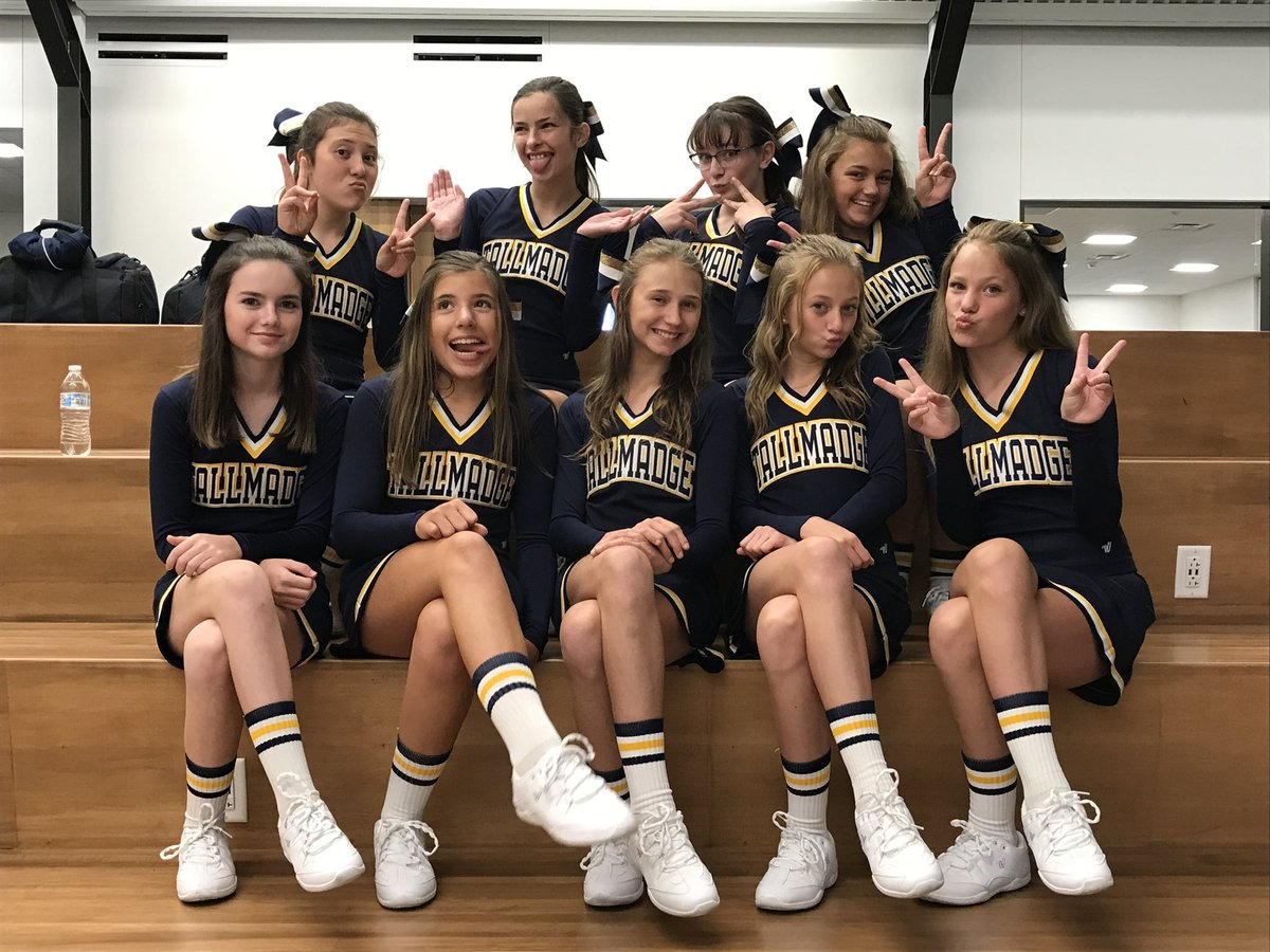 Mrs. Porter tweet media